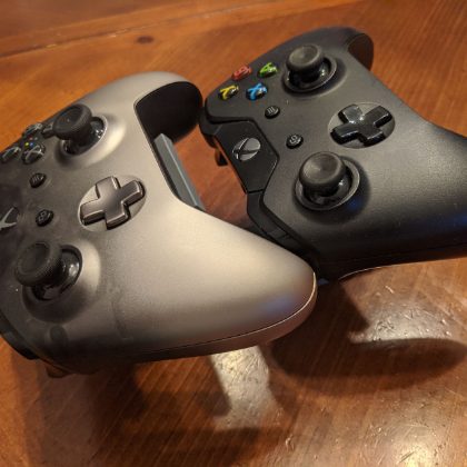 Support double Xbox (2 manettes) — Gaming Accessoires